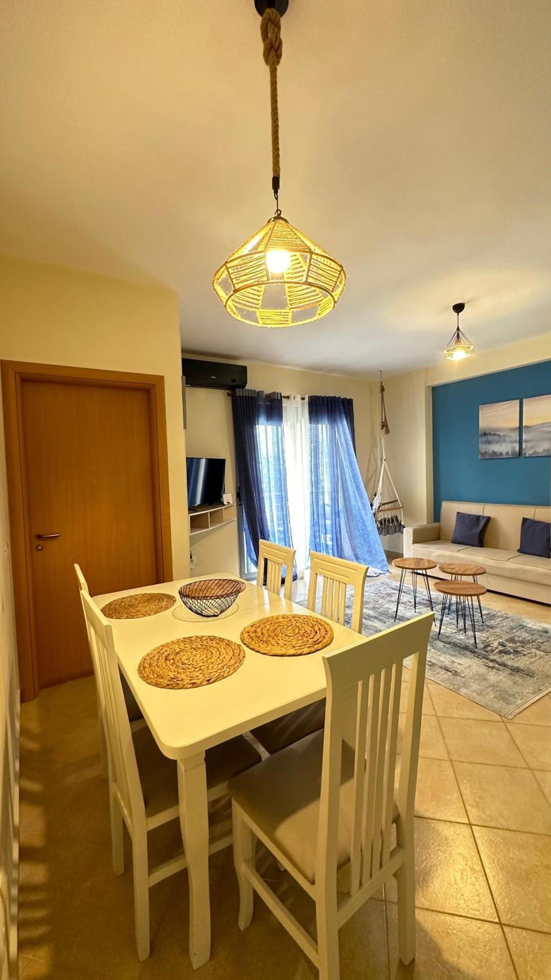 Lungomare Stay 24/7 Self Check-In Vlorë Exterior foto